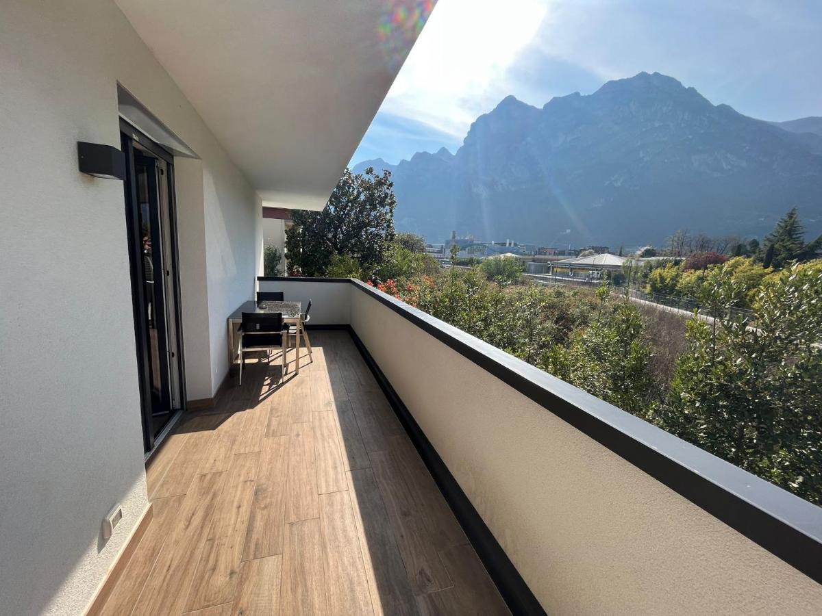Riva Lake Lodge Aparthotel 3*
