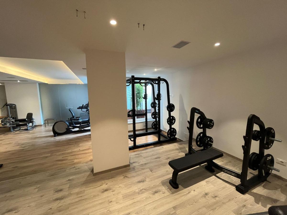 Aparthotel Lake 3*
